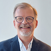 Dr. Laurent Brochard